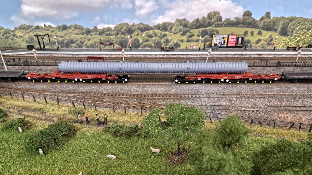 4mm scale 290T Boiler Transport wagons with Waste heat boiler load.. A scratchbuilt model by one of or Club members.
Fabricated from plastic sections and sheet.